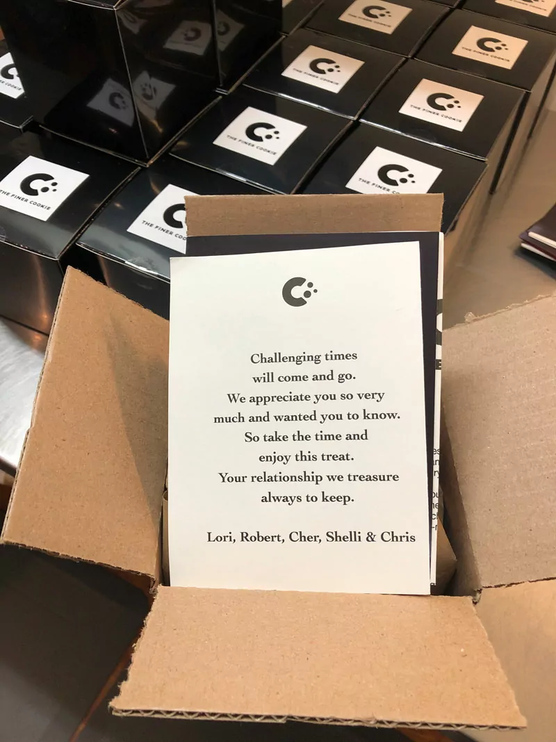 Gift note sent to an employee