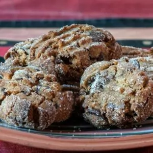 Flourless Peanut Butter Cookies placed on decorative plate