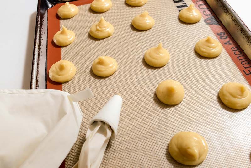 Piped Pâte-à-Choux batter.
