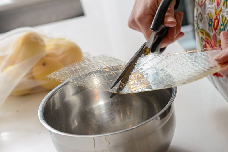 Cut the sheets of gelatin to fit into your bowl.