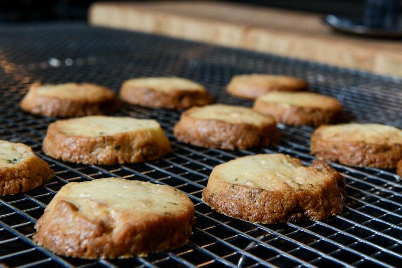 Over baked Lemon Cookies with White Chocolate and Mint.