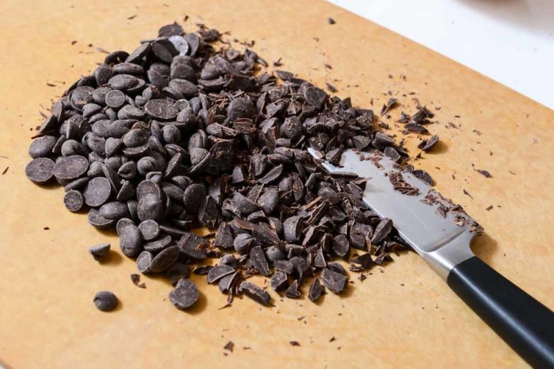 Chop the dark chocolate.