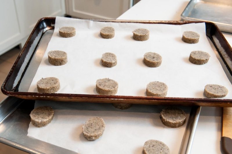 Cookies ready to bake.