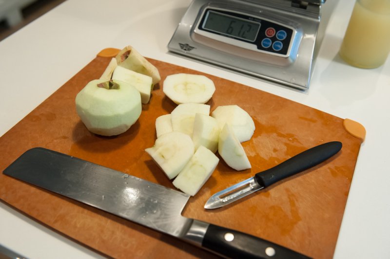 Cut and peel the apples.