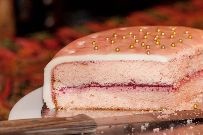 Pink Pearl Lady Cake, the Finer Cookie.