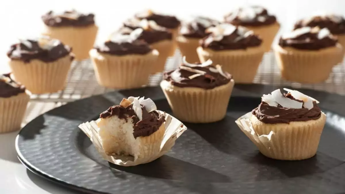 Coconut Cupcakes with Milk Chocolate Ganache