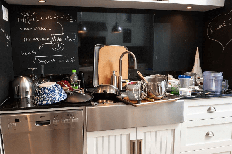 The Finer Cookie kitchen when I don’t mise en place. Vive la France!