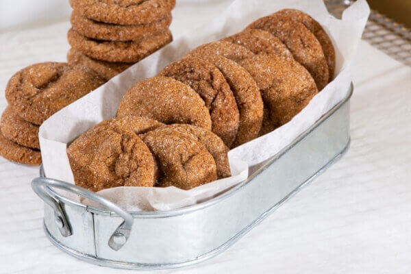 Spice cookies presented as a dessert in a tin